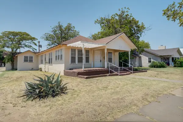 355 S 10th Street, Slaton, TX 79364