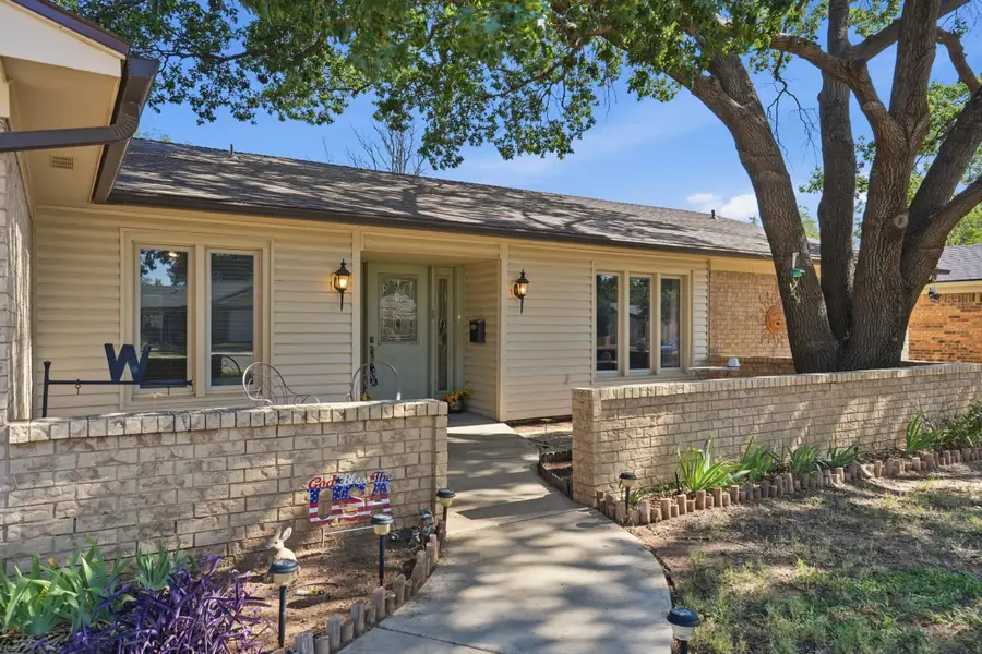 4518 63rd Street, Lubbock, TX 79414 - #2