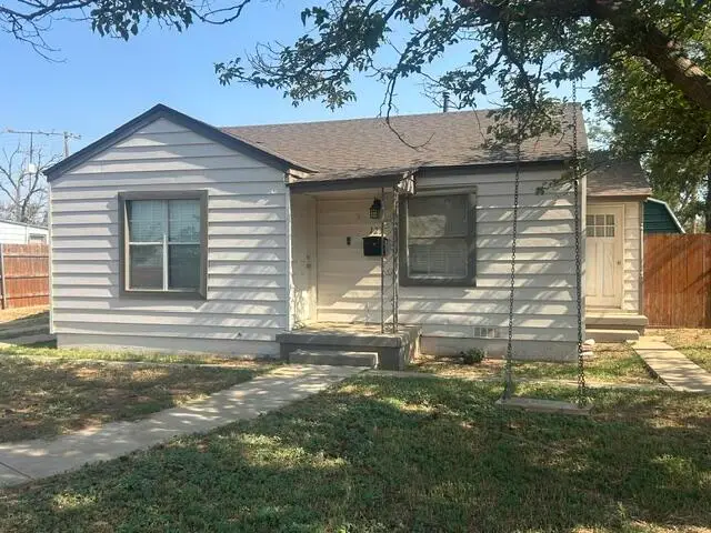 123 Hicks Place, Levelland, TX 79336 - #1