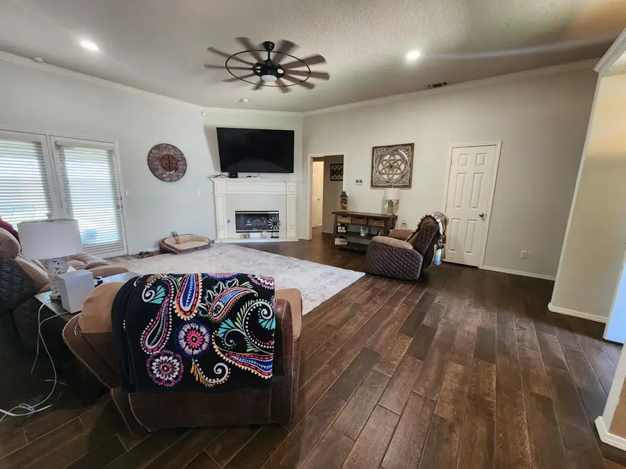 212 E 28th Street, Littlefield, TX 79339 - #2