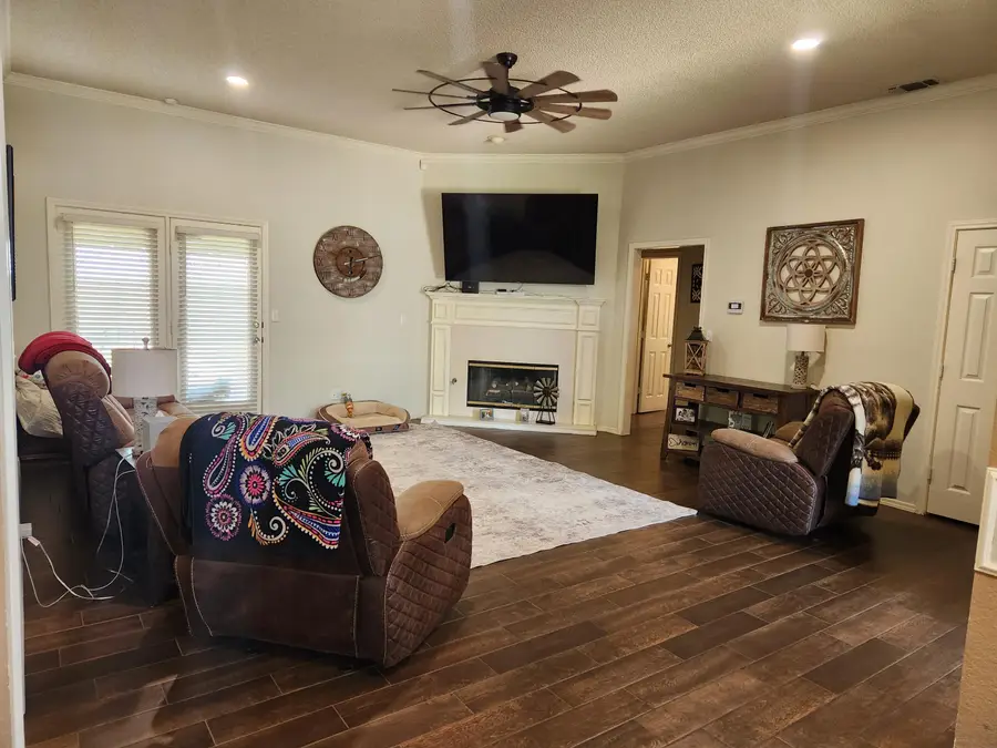 212 E 28th Street, Littlefield, TX 79339 - #3