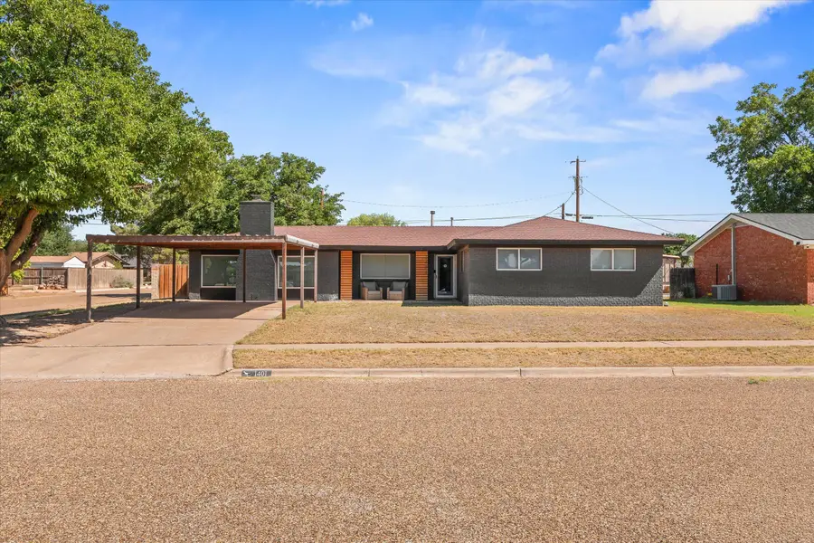 1401 3rd Street, Plains, TX 79355 - #2