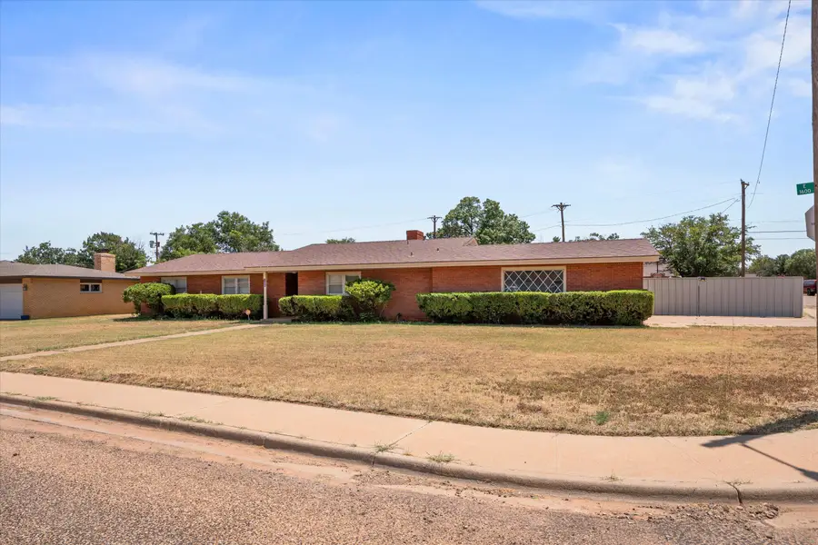 1608 E Cardwell Street, Brownfield, TX 79316 - #3