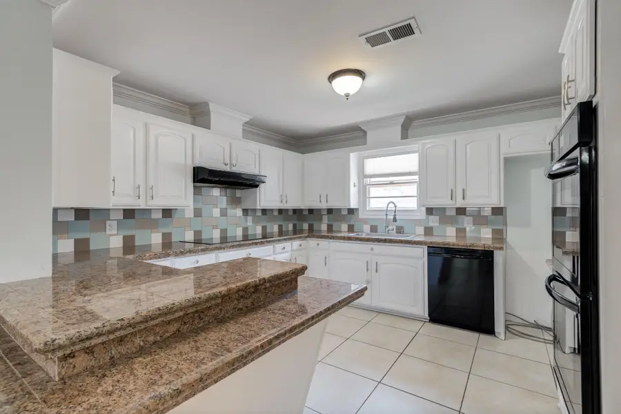 6822 Nashville Avenue, Lubbock, TX 79413 - #2