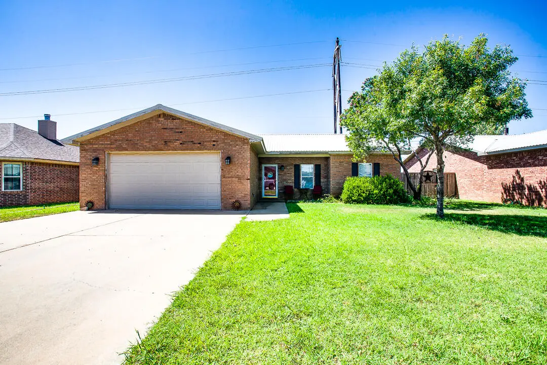 905 11th Street, Wolfforth, TX 79382 - #1