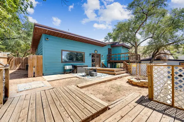 68 Pony Express Trail, Lubbock, TX 79404