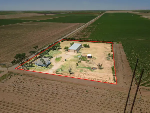 3298 Hawk Road, Levelland, TX 79336