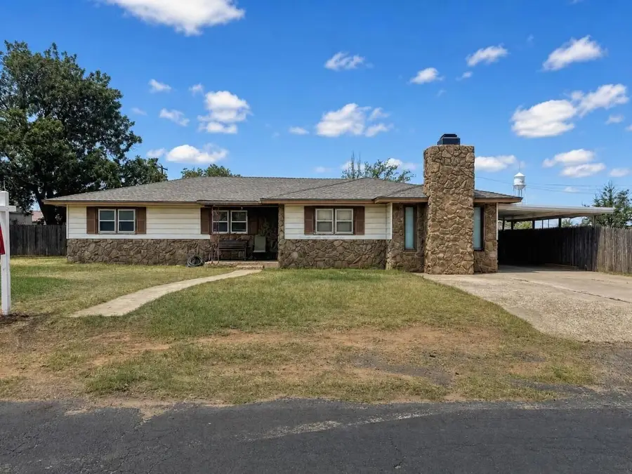 204 Wilson Street, Sudan, TX 79371 - #2