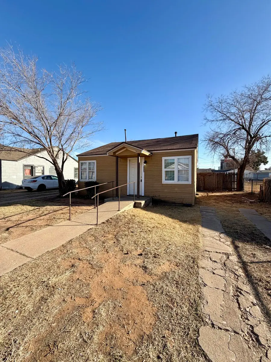 2605 1st Street, Lubbock, TX 79415 - #2