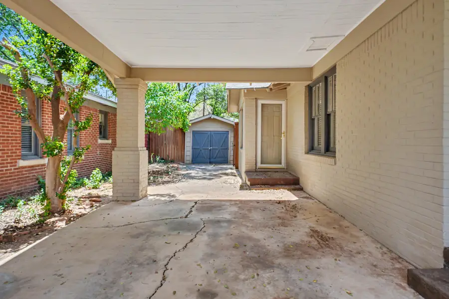 2605 20th Street, Lubbock, TX 79410 - #2