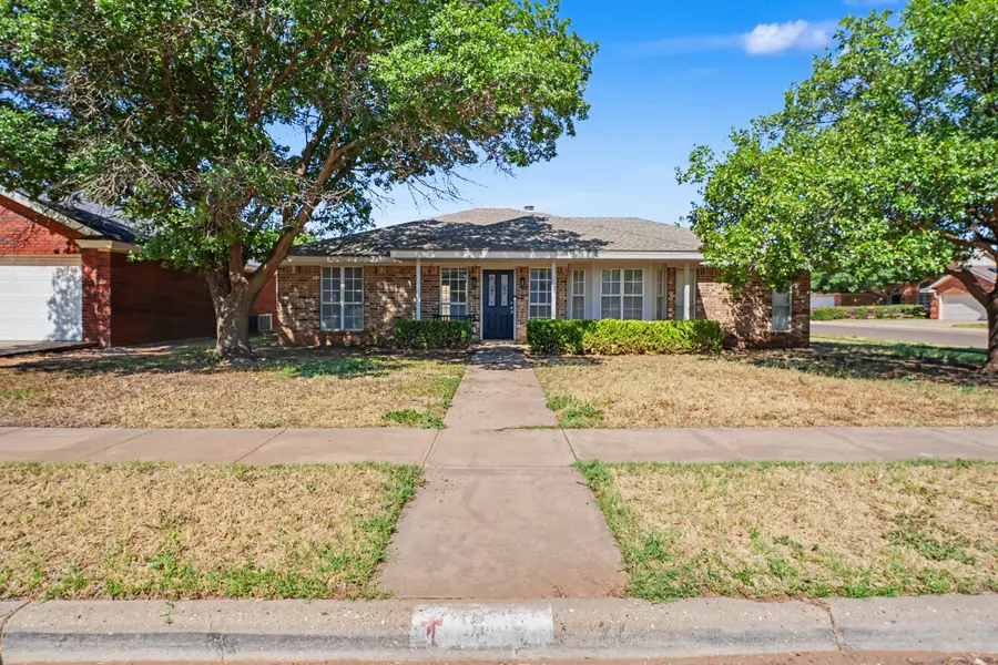 902 Justice Avenue, Lubbock, TX 79416 - #2