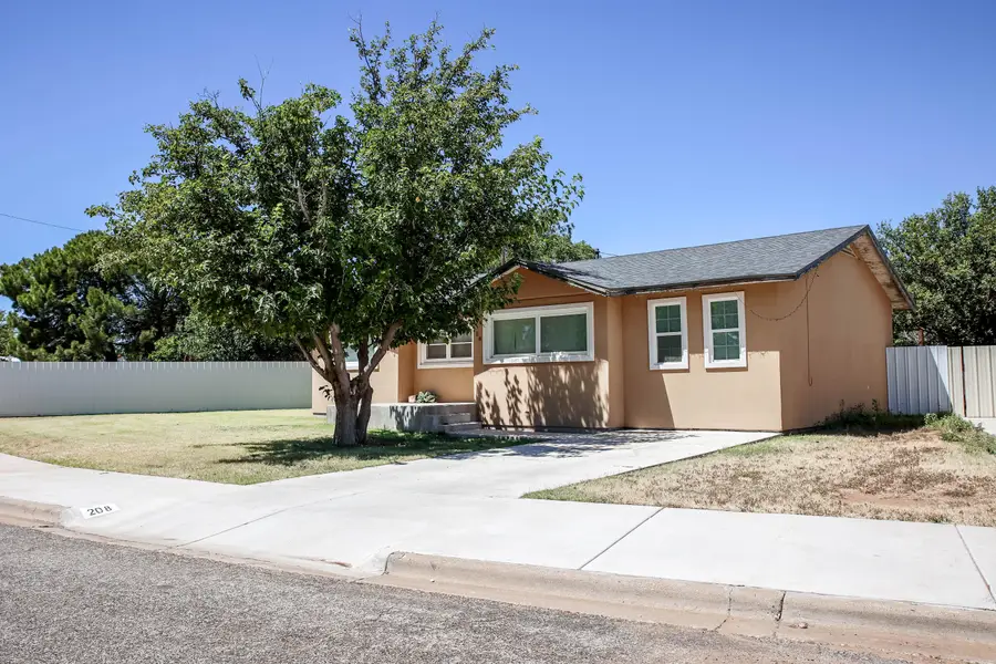 208 Flint Drive, Levelland, TX 79336 - #3