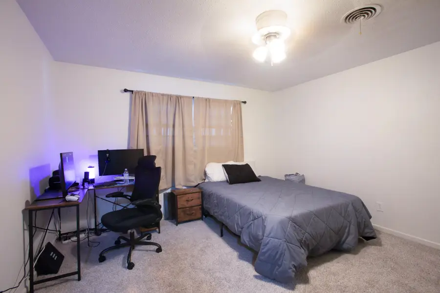 5426 9th Street, Lubbock, TX 79416 - #3