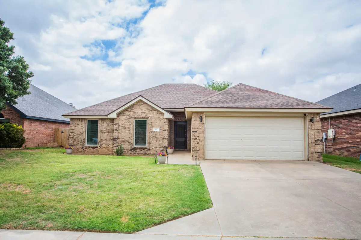 607 N 8th Street, Wolfforth, TX 79382 - #1