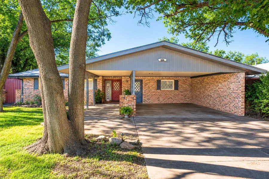 3211 38th Street, Lubbock, TX 79413 - #2