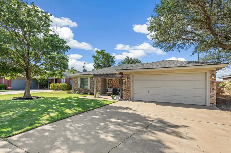 1408 5th Street, Shallowater, TX 79363 - #2