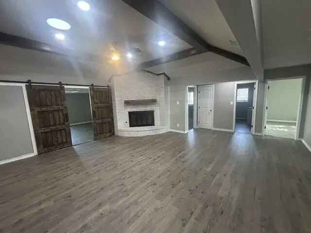 802 N Sherman Avenue, Levelland, TX 79336 - #2