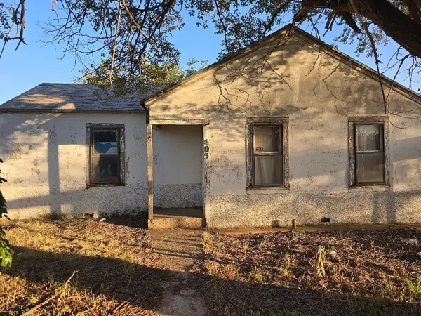 405 N 10th Street, Lamesa, TX 79331