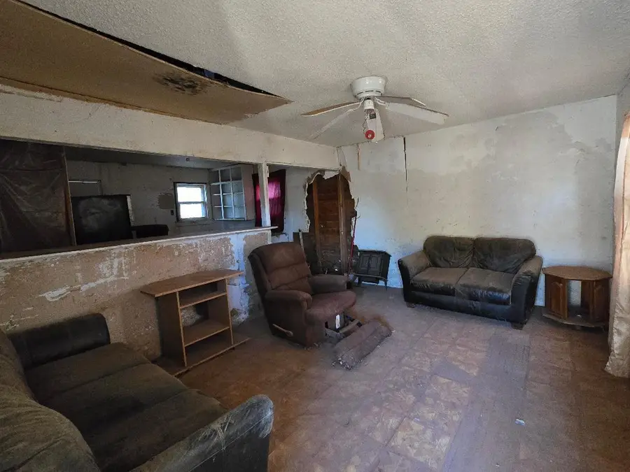 405 N 10th Street, Lamesa, TX 79331 - #2