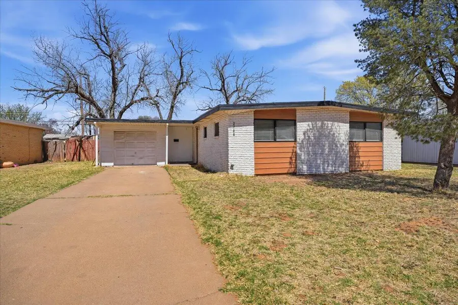 2706 68th Street, Lubbock, TX 79413 - #2