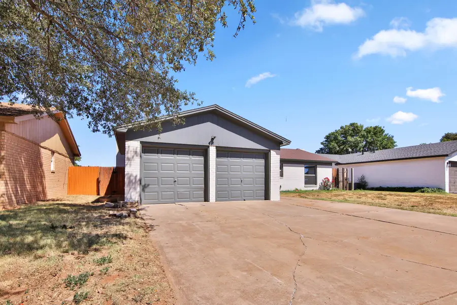 7807 Vernon Avenue, Lubbock, TX 79423 - #2