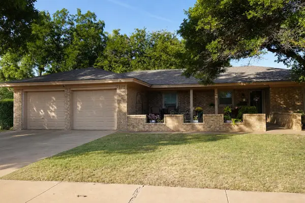 3607 Knoxville Drive, Lubbock, TX 79423