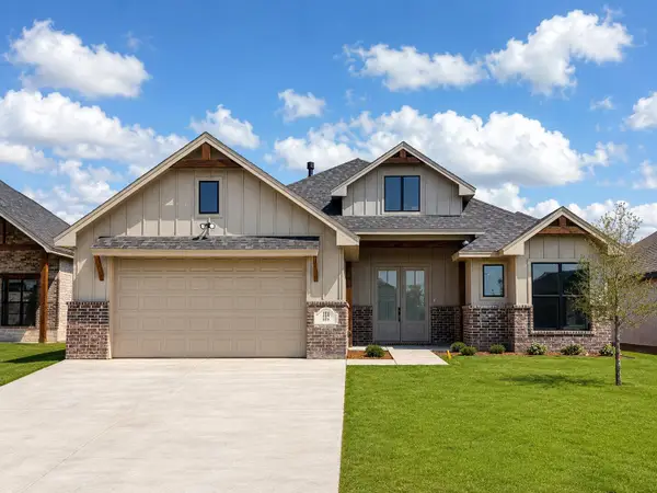 1114 N 6th Street, Wolfforth, TX 79382