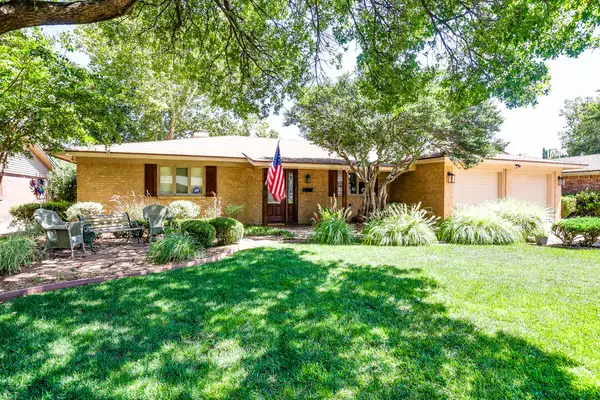 3806 57th Street, Lubbock, TX 79413