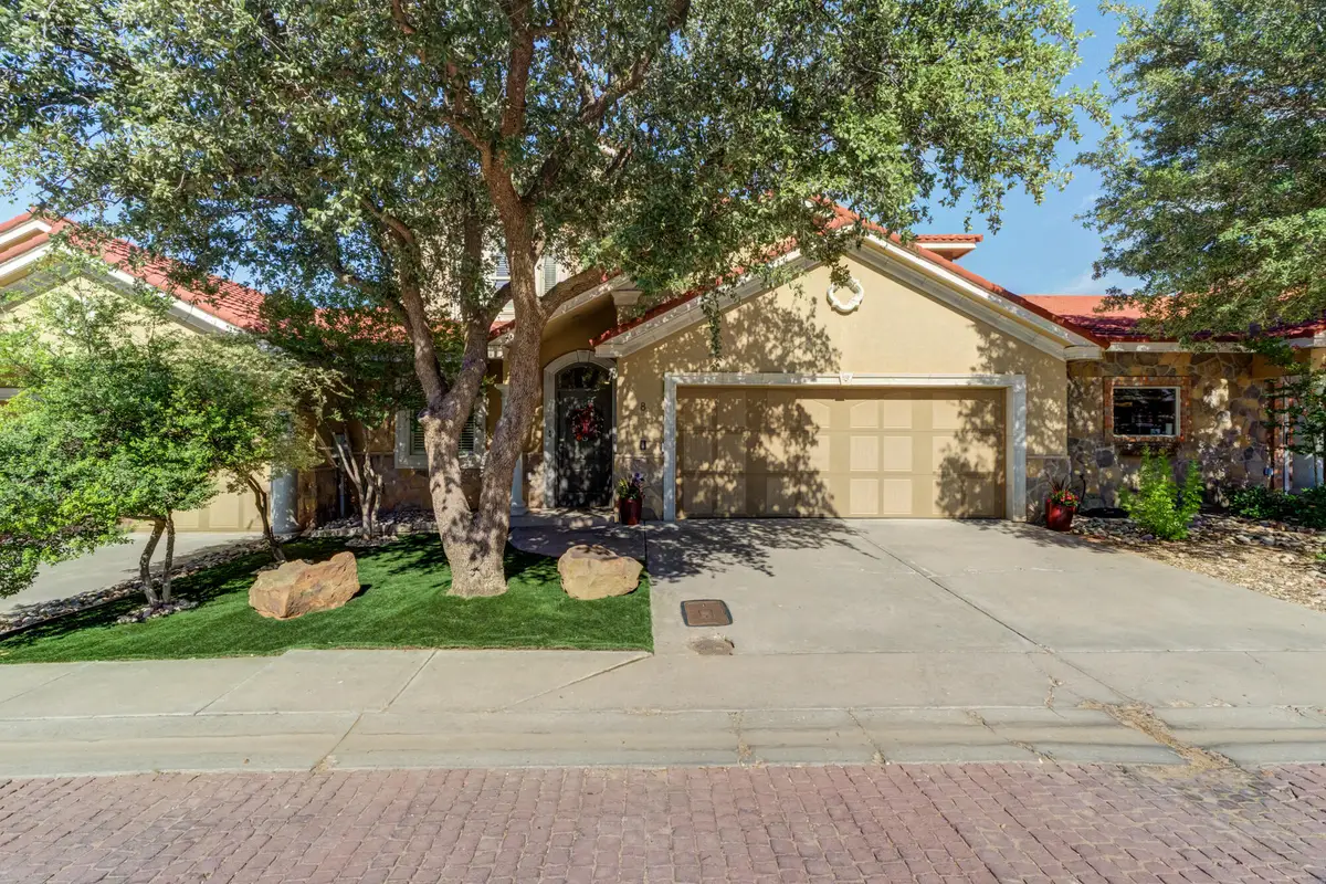 8 Tuscan Villas Circle, Lubbock, TX 79423 - #1