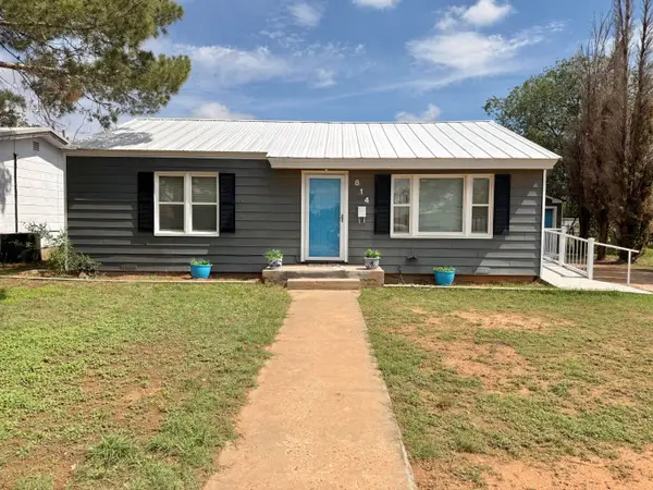 814 W 11th Street, Post, TX 79356