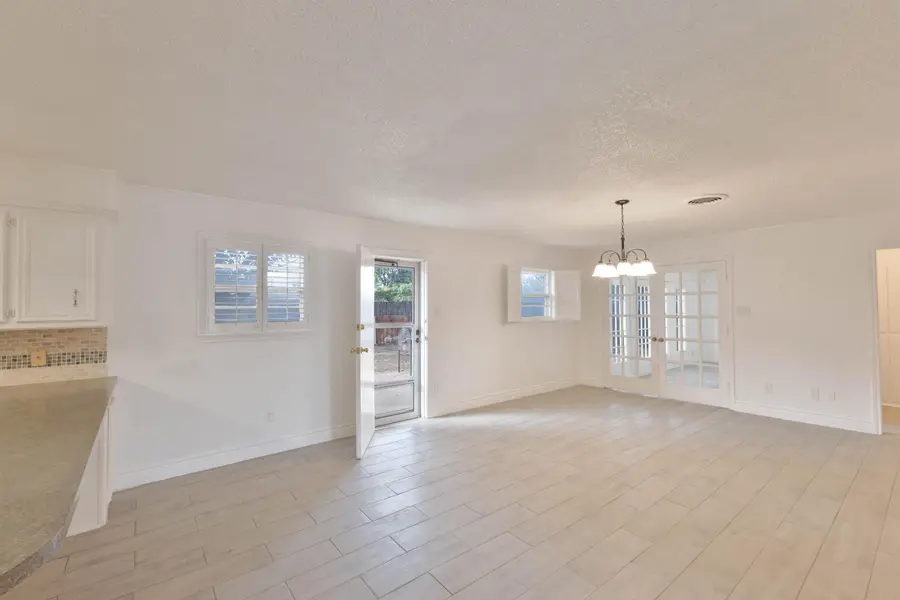 5229 8th Street, Lubbock, TX 79416 - #2