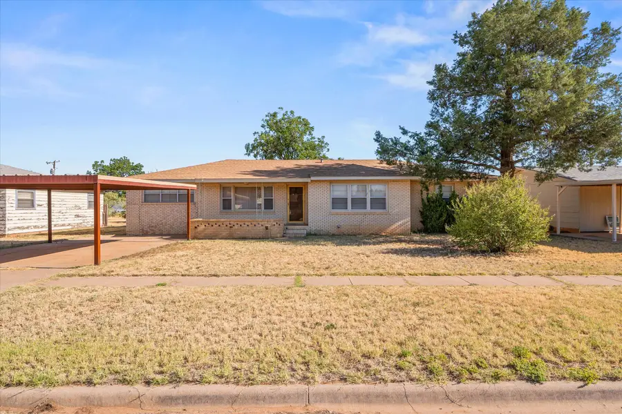 1211 E Lons Street, Brownfield, TX 79316 - #2