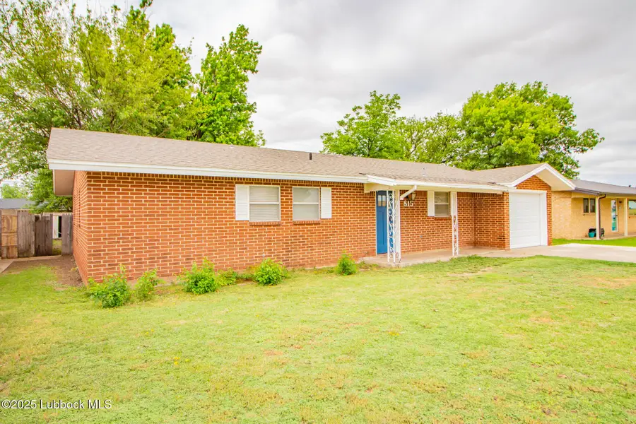 815 Cedar Street, Floydada, TX 79235 - #3