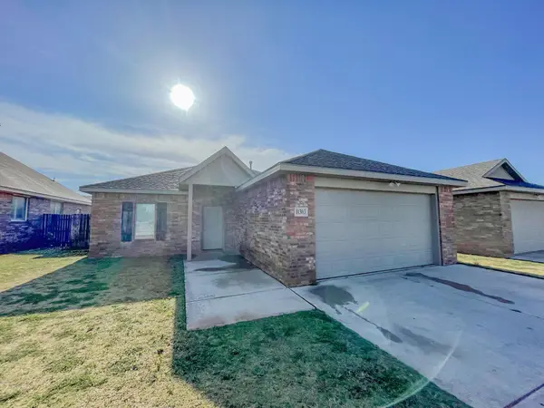11303 Akron Avenue, Lubbock, TX 79423