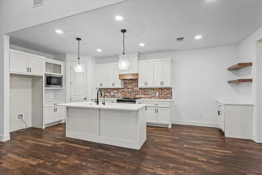 7626 55th Street, Lubbock, TX 79407 - #3