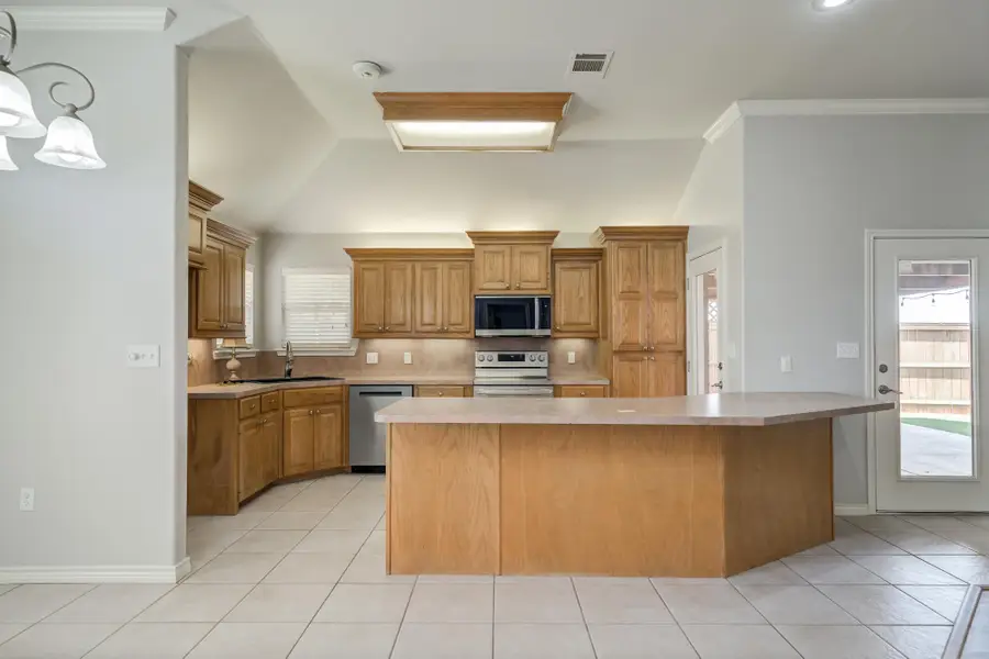 3116 102nd Street, Lubbock, TX 79423 - #2