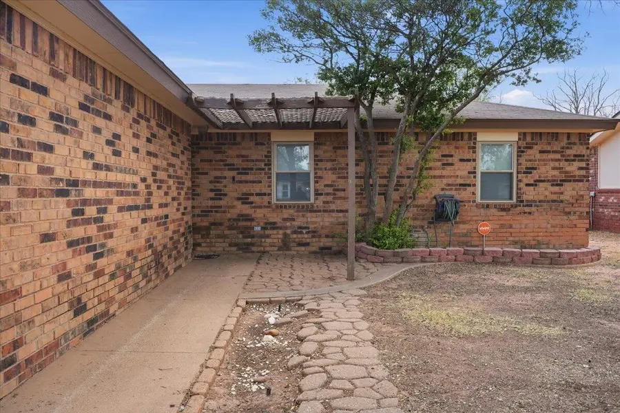 2117 75th Street, Lubbock, TX 79423 - #2