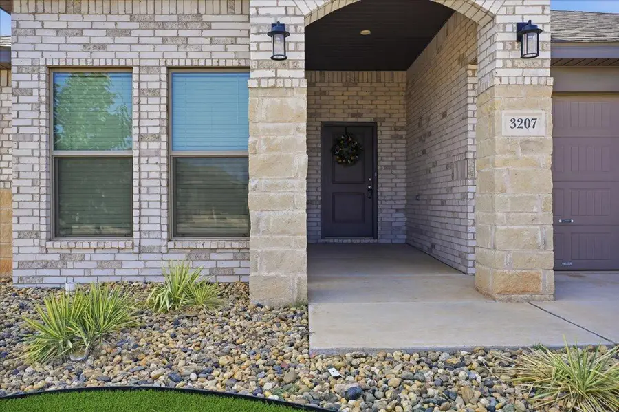 3207 Bryan Avenue, Wolfforth, TX 79382 - #3
