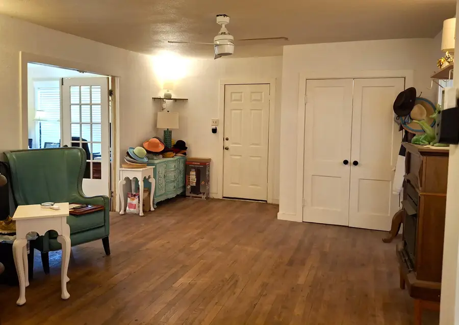 415 S Parker Avenue, Spur, TX 79370 - #2
