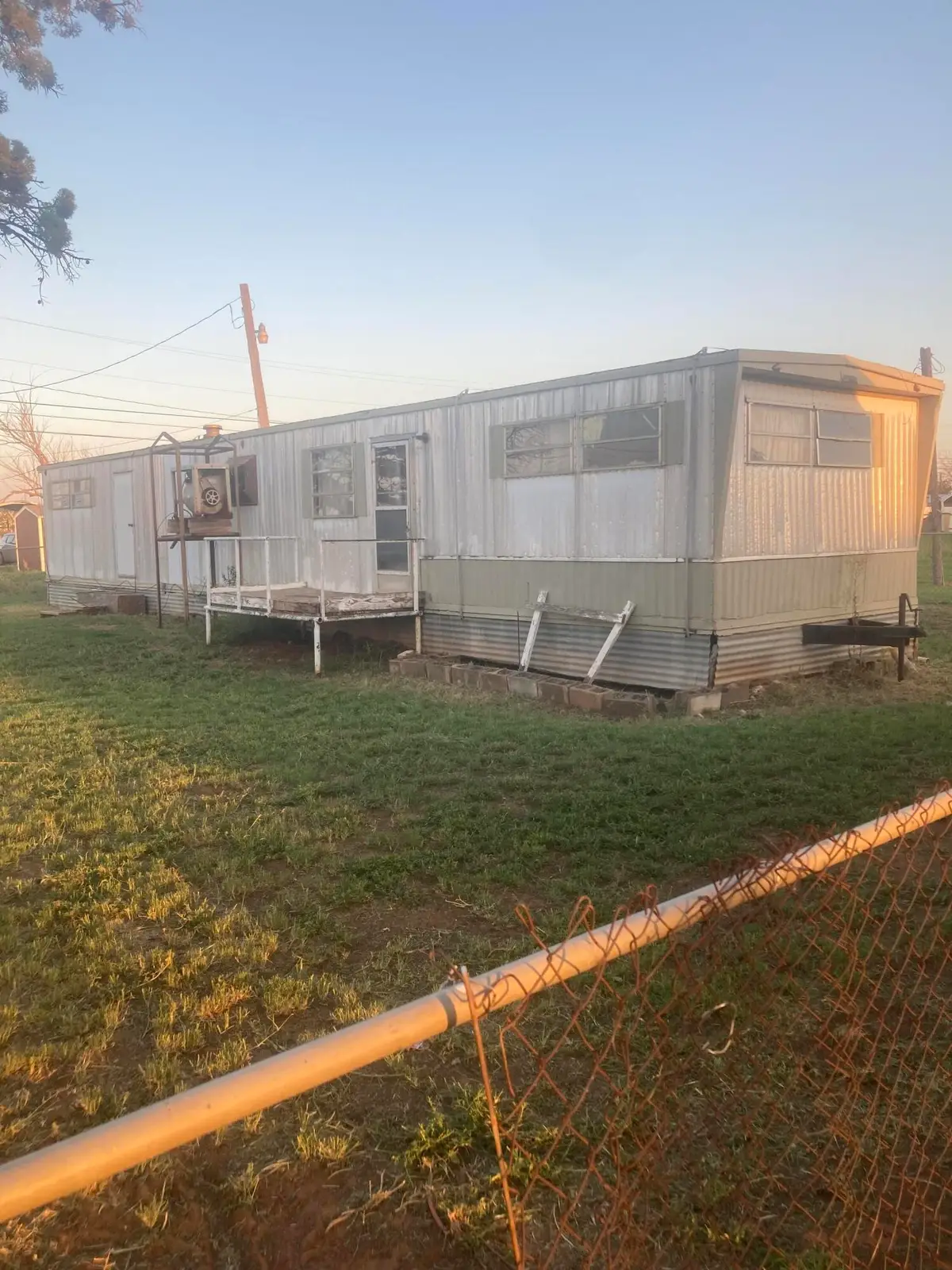 1202 S 3rd Street, Brownfield, TX 79316 - #1