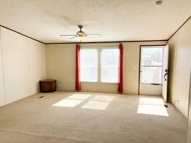 132 Railroad Avenue, Levelland, TX 79336 - #3
