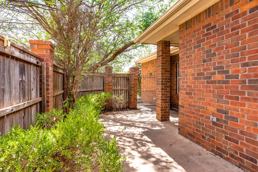 4902 Amherst Street, Lubbock, TX 79416 - #3