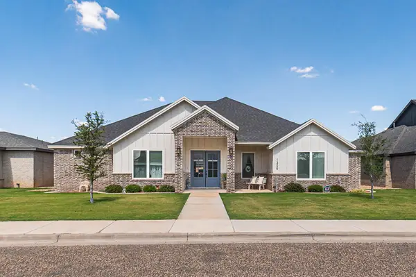 1306 N 14th Street, Wolfforth, TX 79382