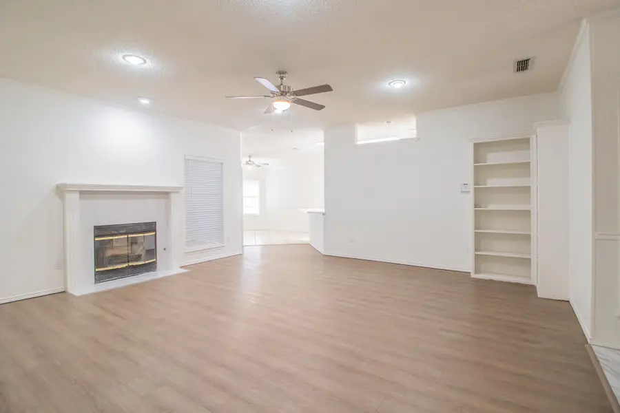 905 Kirby Avenue, Lubbock, TX 79416 - #3