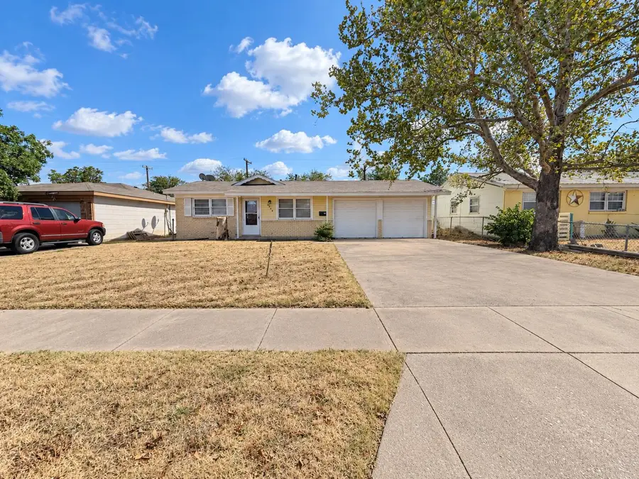 5319 38th Street, Lubbock, TX 79414 - #3