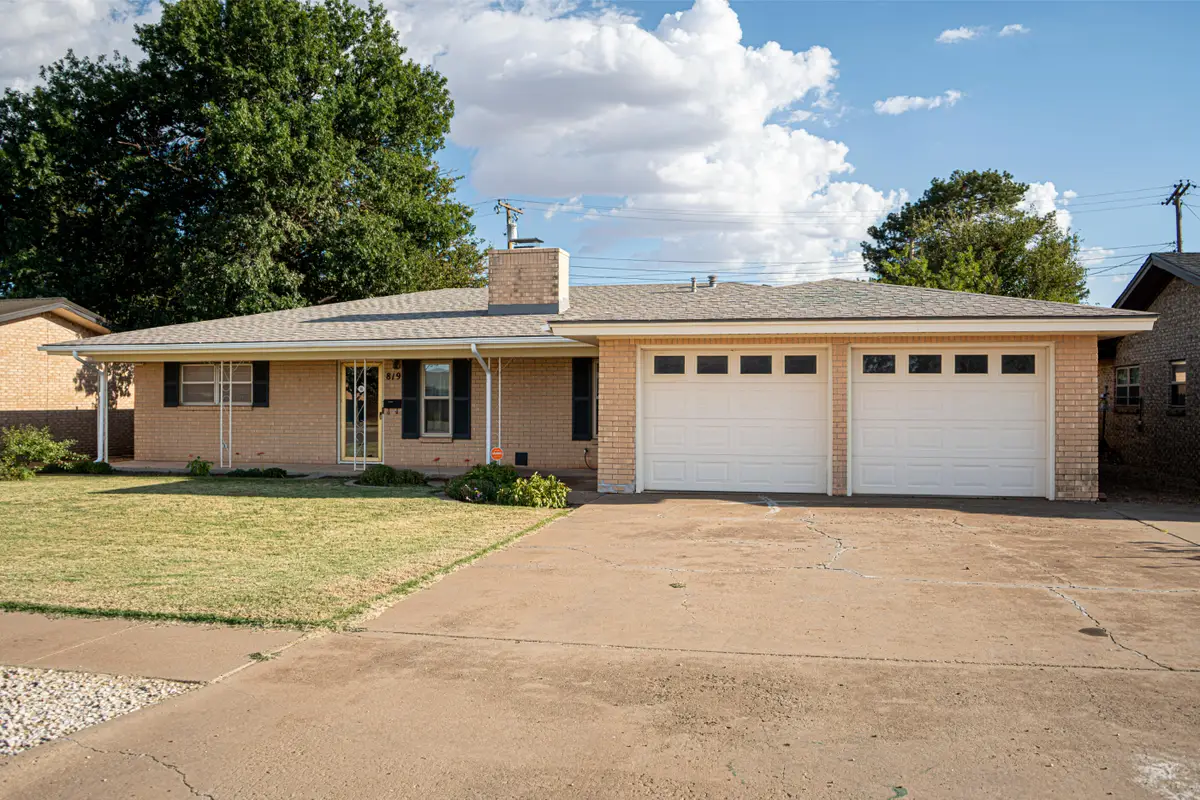 819 Cedar Street, Floydada, TX 79235 - #1