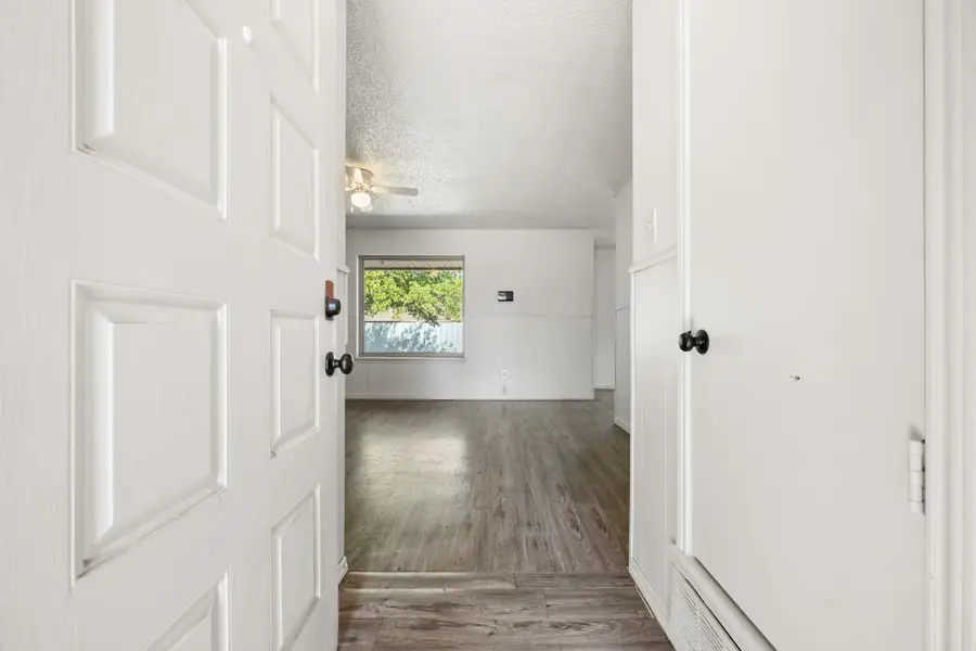 1702 Aberdeen Avenue, Wolfforth, TX 79382 - #3