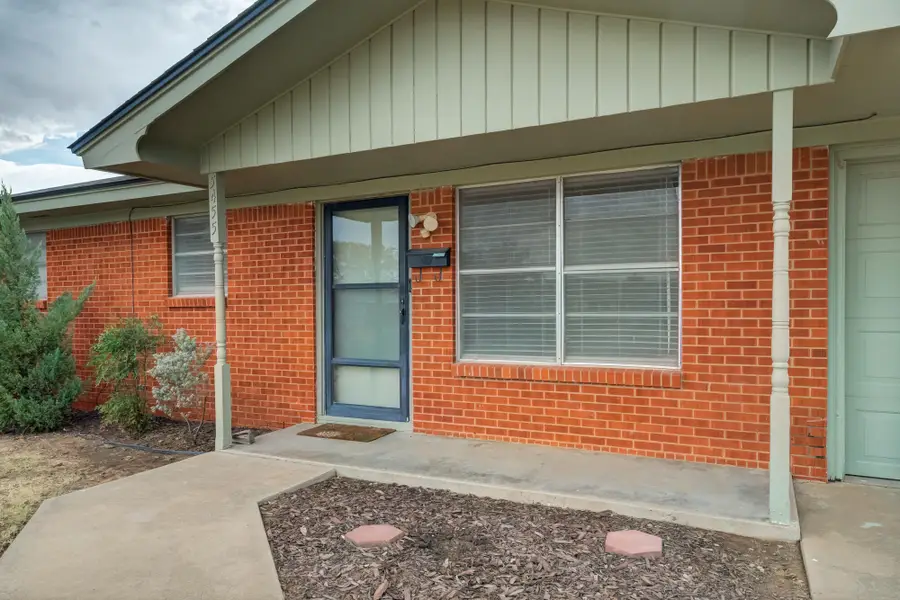 5455 6th Place, Lubbock, TX 79416 - #3