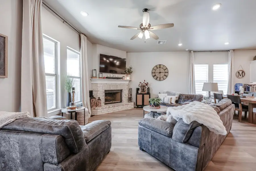 6807 56th Street, Lubbock, TX 79407 - #3