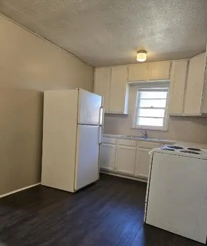 1106 E Broadway Street, Brownfield, TX 79316 - #3